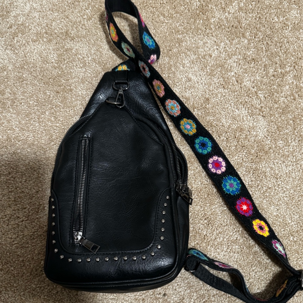 Sam & Hadley Black Crossbody Bag with Floral Strap